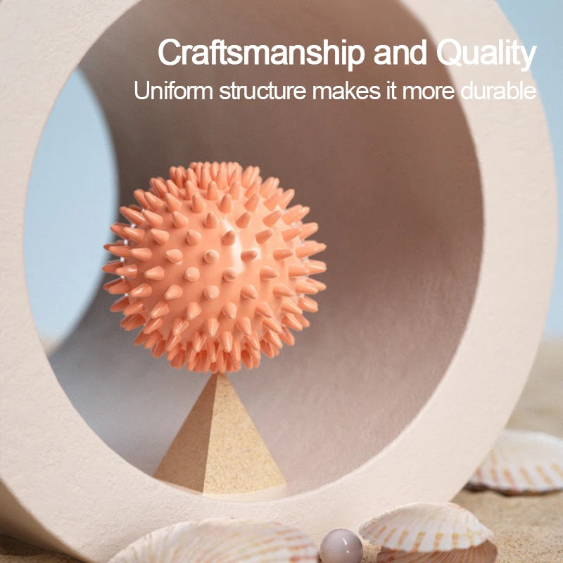 Foot Massage Ball with Spikes Pilates Yoga Sports Fitness Muscle Relaxation Massage Ball Plantar Fasciitis Therapy Ball AMQ001