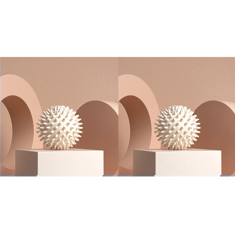 Foot Massage Ball with Spikes Pilates Yoga Sports Fitness Muscle Relaxation Massage Ball Plantar Fasciitis Therapy Ball AMQ001